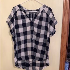 Black & White Checkered Shirt 👚🖤🤍